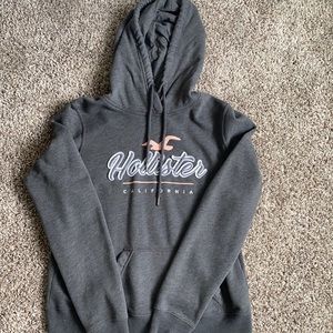 Hollister grey sweatshirt